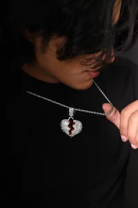 BROKEN HEART PENDANT WITH STAINLESS  TWISTED ROPE CHAIN