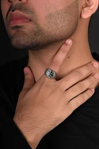 HEAVY STAINLESS STEEL MEN RING